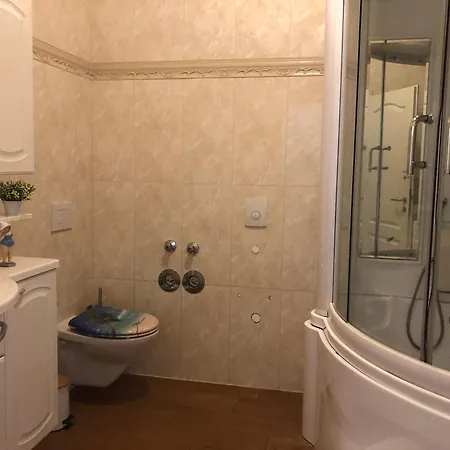 Quer Zwo Apartment *