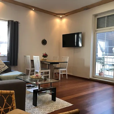 Apartment Quer Zwo *